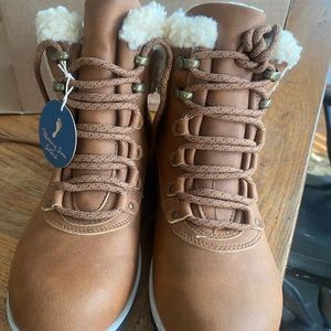 Faux fur boots